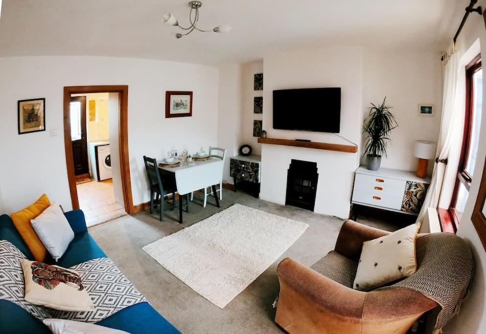 Baker'S Cottage, Urban Spa And Garden Bar Evesham Bagian luar foto
