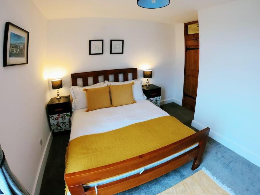 Baker'S Cottage, Urban Spa And Garden Bar Evesham Bagian luar foto