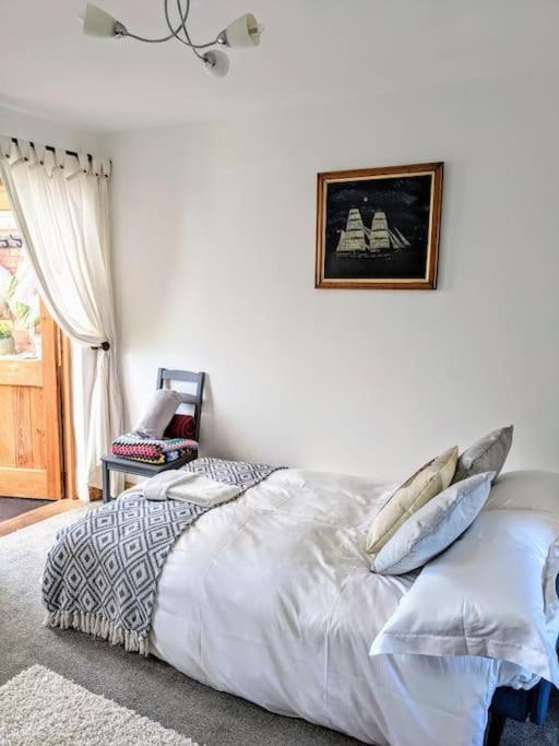 Baker'S Cottage, Urban Spa And Garden Bar Evesham Bagian luar foto